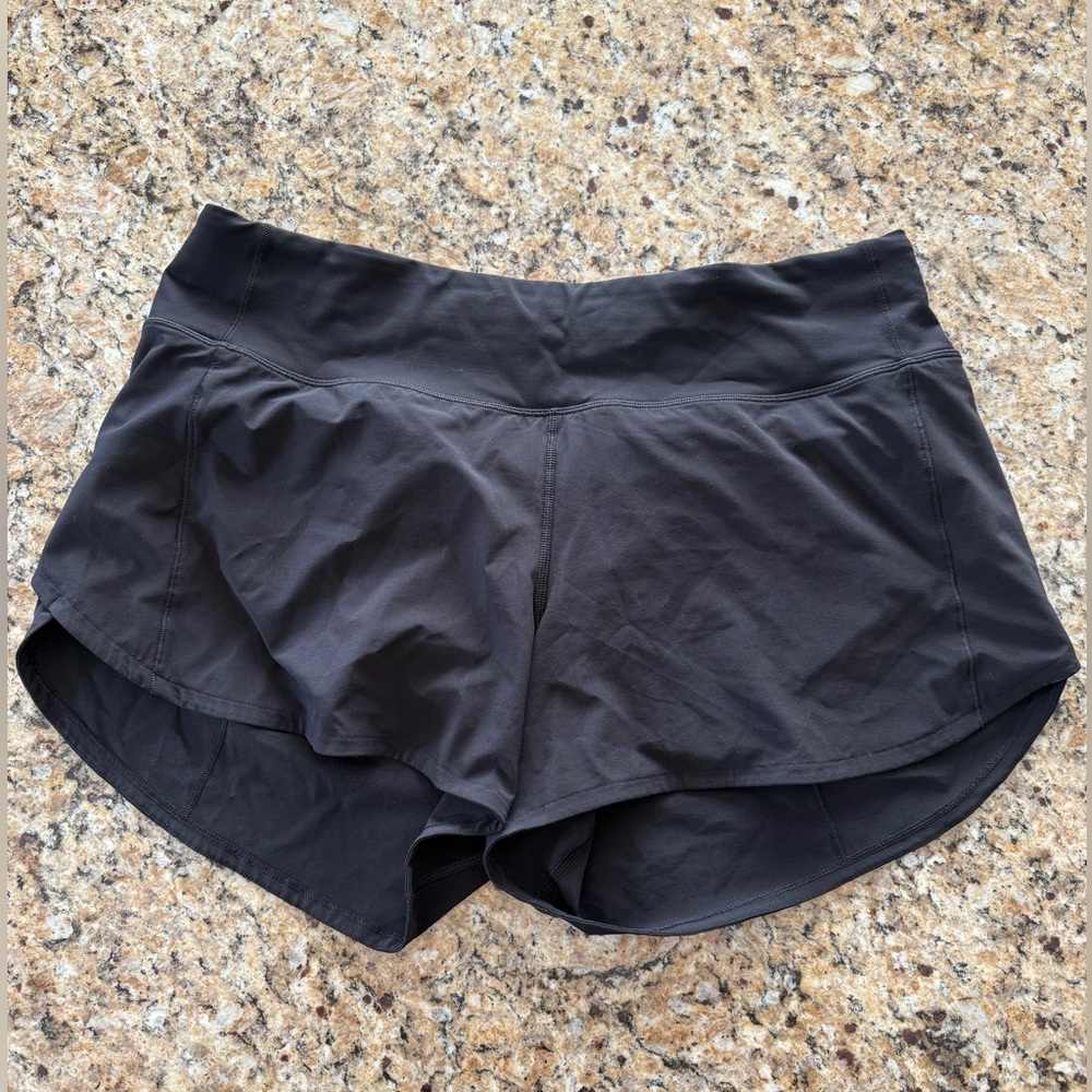 Women’s Lululemon Speed Up Shorts size 10 NWOT Black
